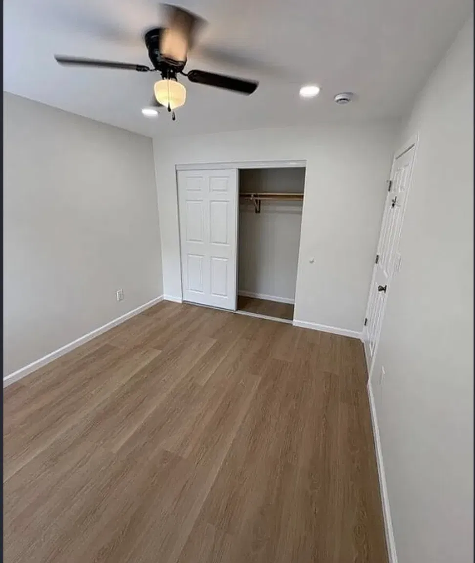 4634 Alameda Dr — Photo 2