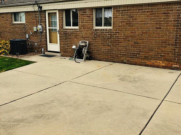 4th image of 4687 16th St