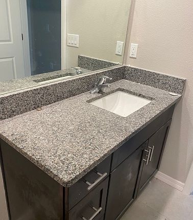 5th image of 15420 Miller Creek Dr