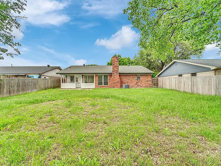 3305 Judy Lynn Dr — Photo 22