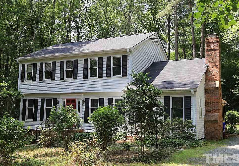 1st image of 134 Kingston Dr