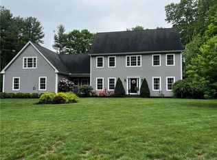 5 Hawks Lndg, Amston, CT 06231