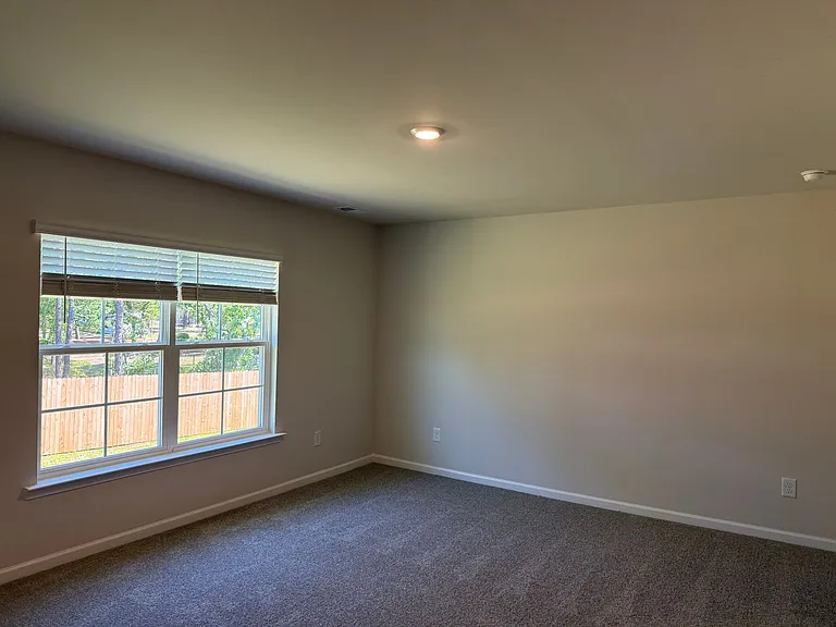 317 S Lake Dr — Photo 11