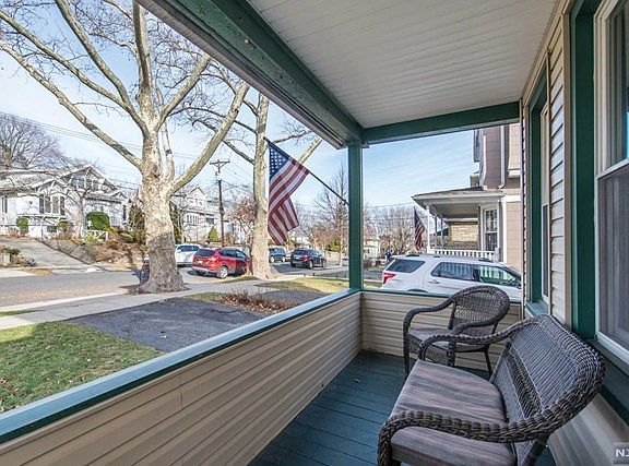 Lemonade Porch