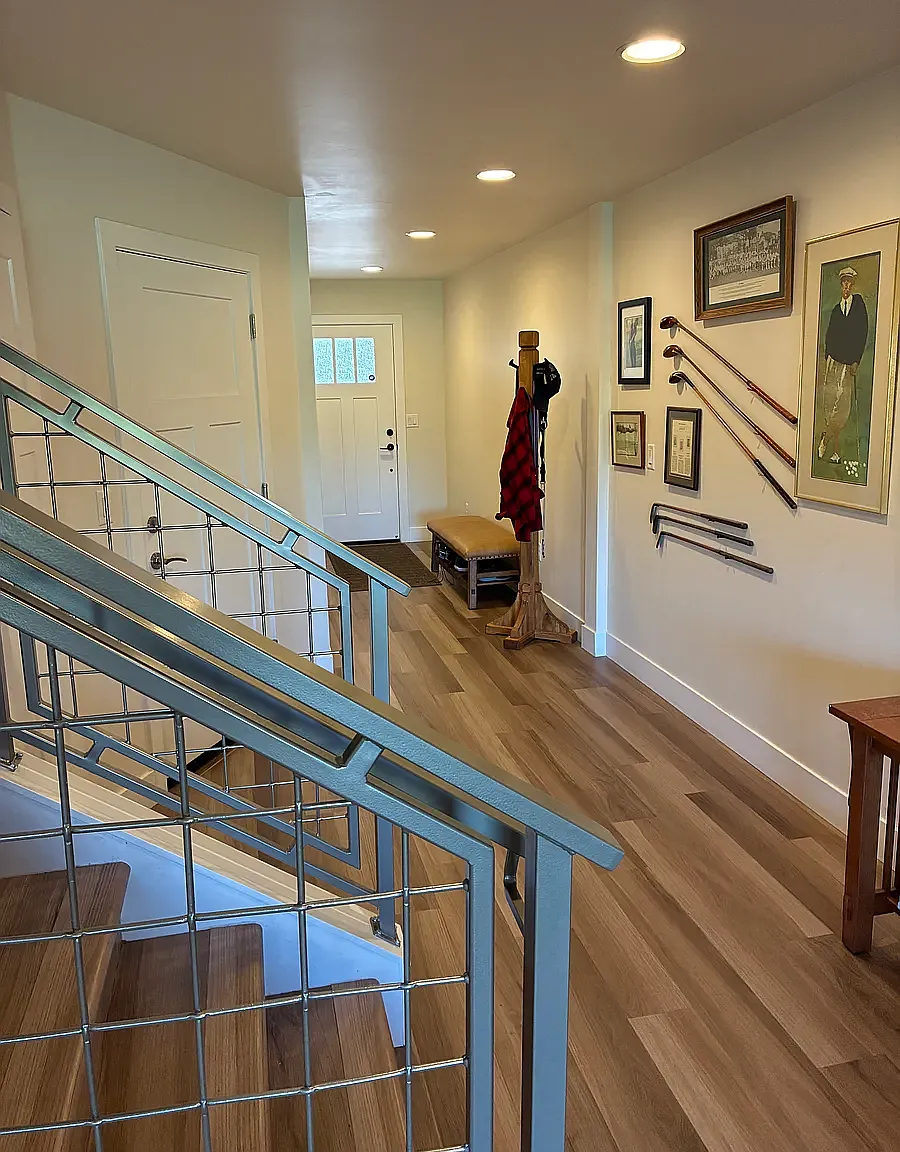 2 bed, 2.5 bath, 2459 sqft, $4,600 — Photo 3