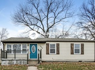 1928 2nd Ave, Leavenworth, KS 66048