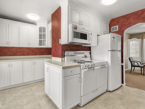 2nd image of 2971 N Tibbs Ave