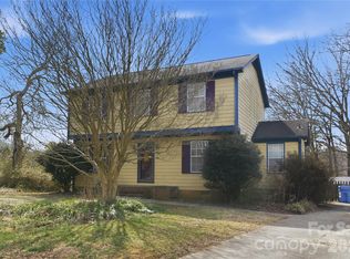 9444 Stately Oak Ln, Mint Hill, NC 28227