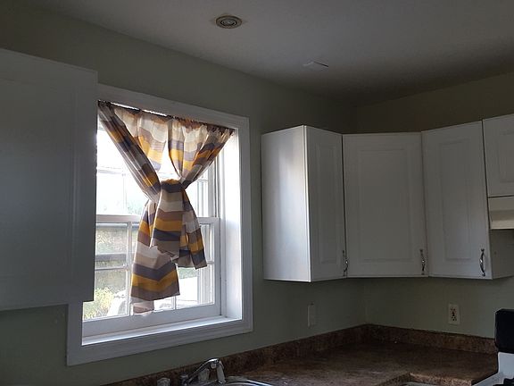 2nd image of 2323 Forest Grove Ave