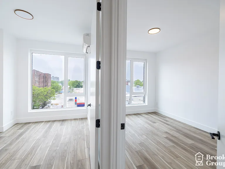 3009 Avenue I #4I — Photo 4