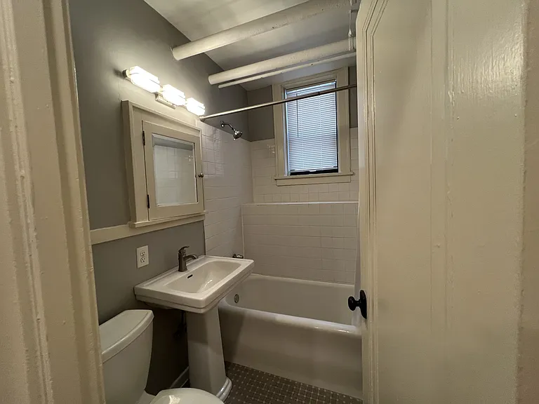 3312 Blaisdell Apartments — Photo 20