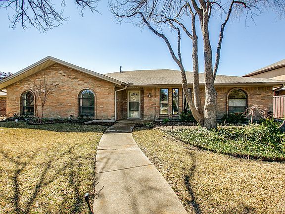 3rd image of 2504 Timbercreek Dr