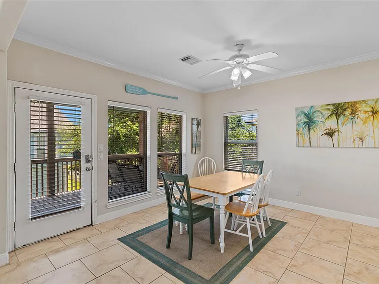 13819 Mutiny Ln — Photo 31