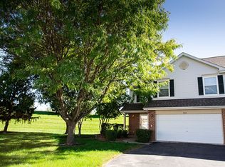 9201 Westinghouse Ct, Mokena, IL 60448