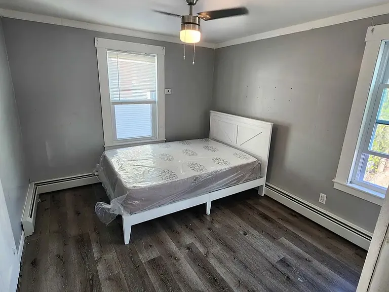 Tyler St — Photo 2