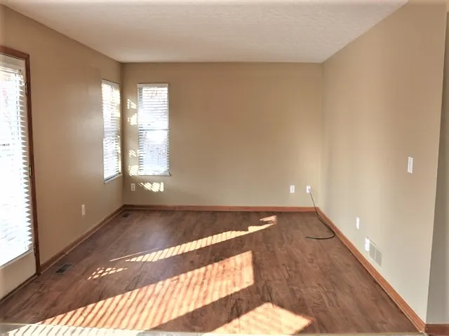 943 Cape Charles Dr — Photo 5