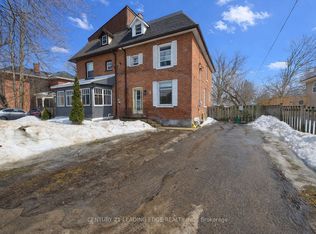 15 George St N, Kawartha Lakes, ON K0L2W0