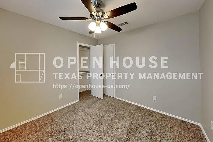 1016 Silver Spur Ln — Photo 12