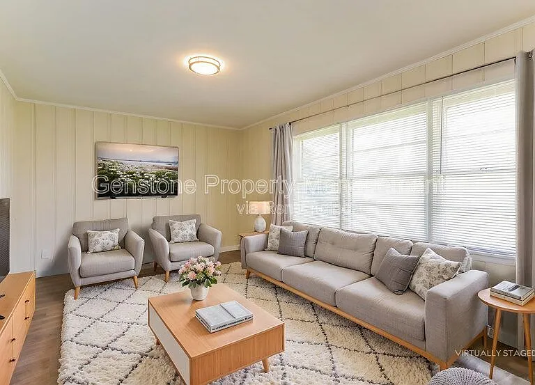 2629 Wood Dr NE — Photo 5