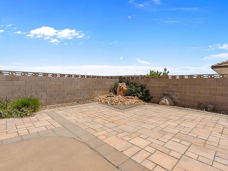929 S Golda Ave — Photo 40