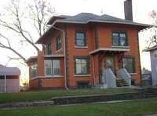 440 Vermont St, Waterloo, IA 50701