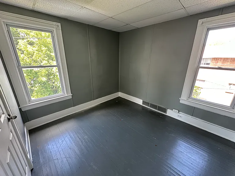 156 Ryan St #2UPR — Photo 12