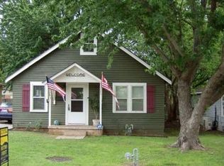 604 W 1st St #W, Edmond, OK 73003