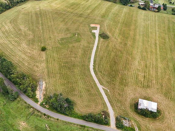 3rd image of Lime Hill Rd