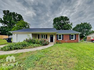 119 Redwood St, Statesville, NC 28625
