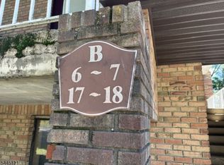 221 Ringwood Ave APT B-7, Pompton Lakes, NJ 07442