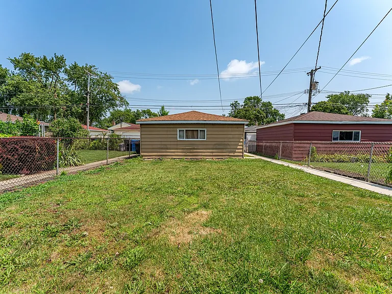 4507 S Leamington Ave — Photo 33