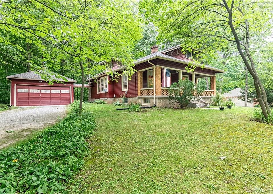 1st image of 165 Elm Hill Dr