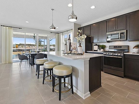 4th image of 167 Napo Way