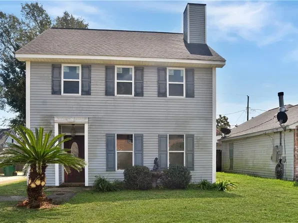 108 River Point Dr, Destrehan, LA 70047