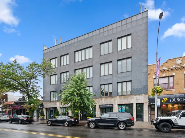 28-18 Steinway Street image 13 of 15