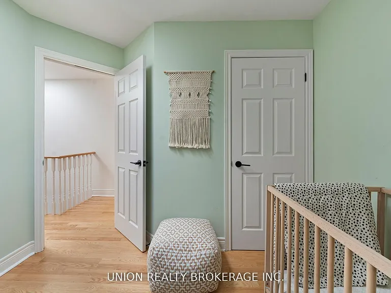 59D Woodbine Ave — Photo 30
