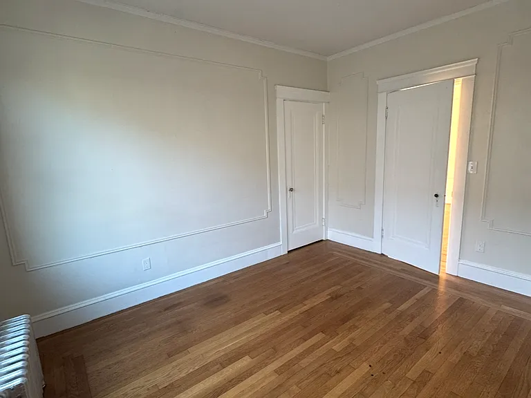 140 Woodbine St #2 — Photo 11