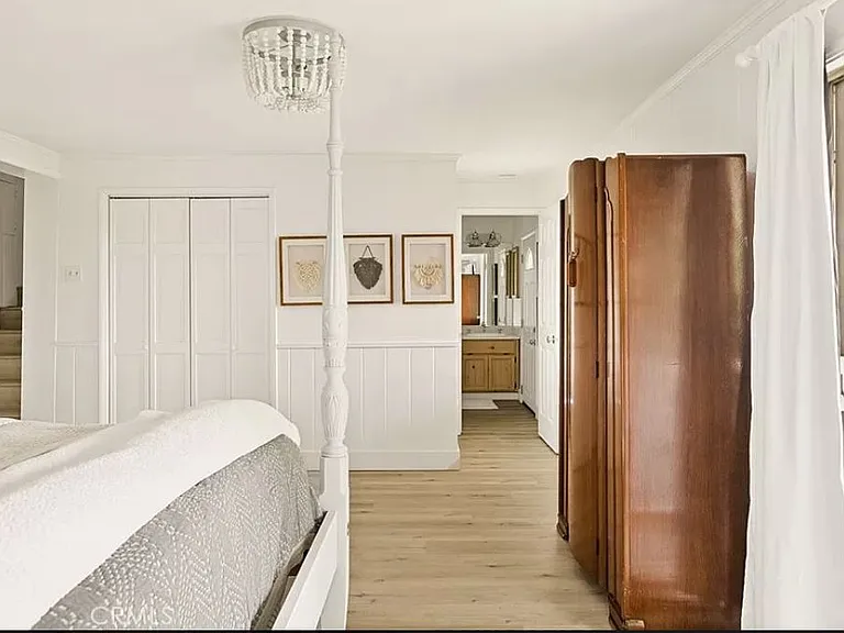 354 Emerald Dr — Photo 13