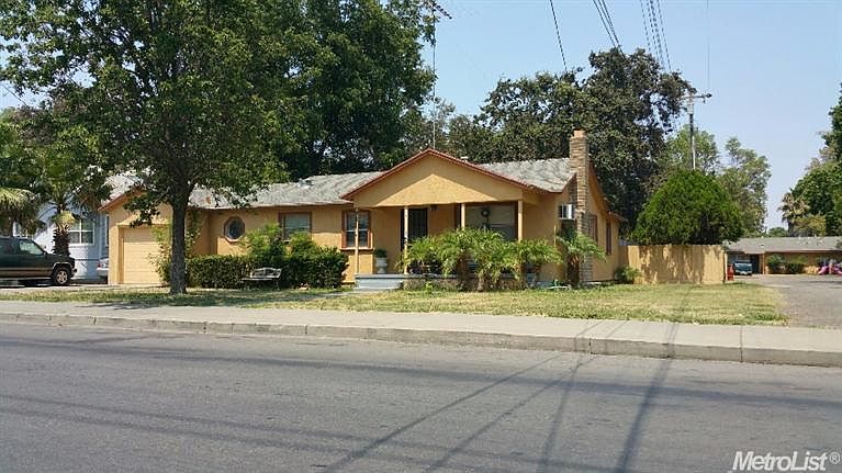 1st image of 1103 Gum Ave