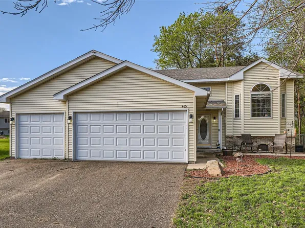 415 Elm St SW, Isanti, MN 55040