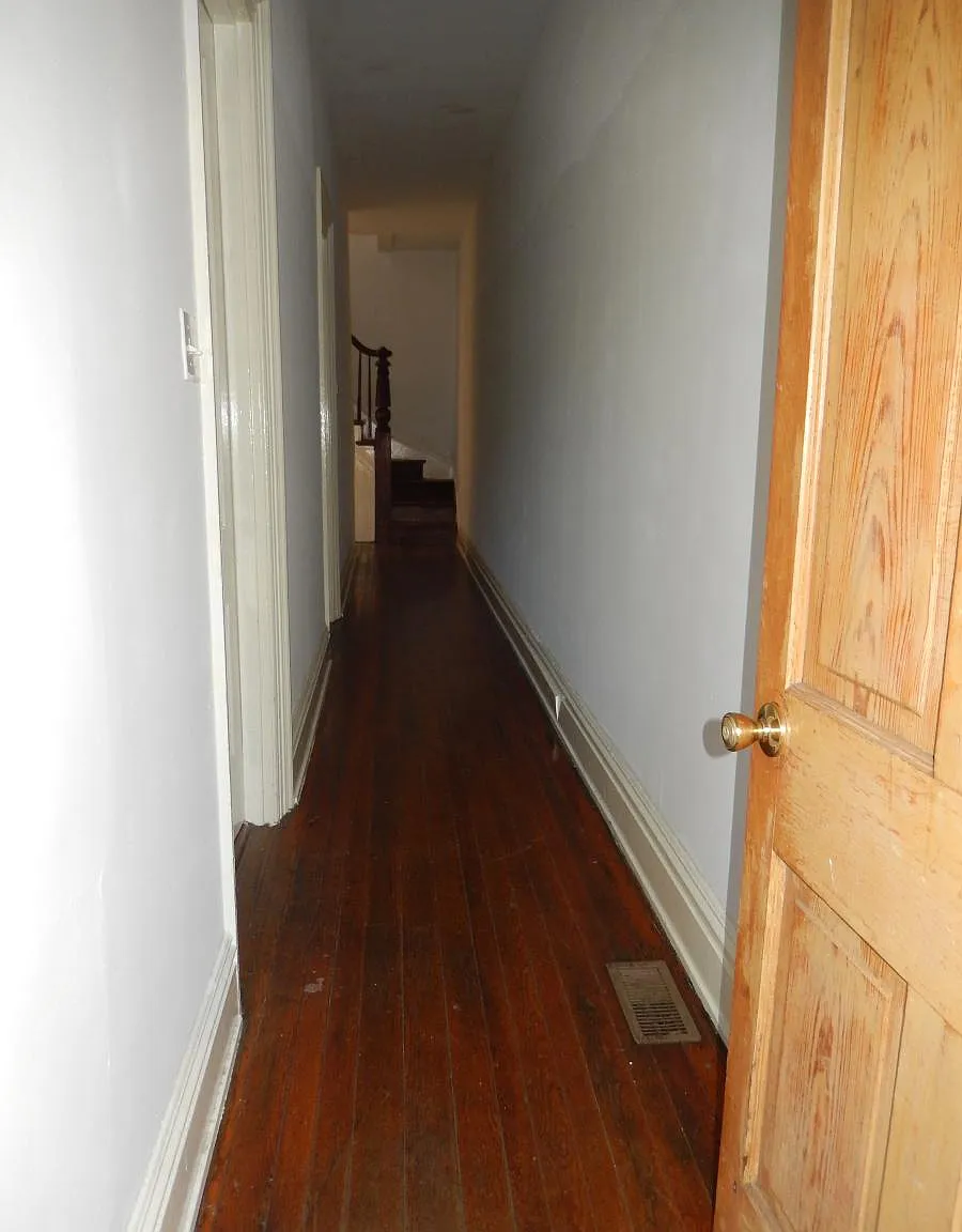 3 bed, 1500 sqft, $2,300 — Photo 3