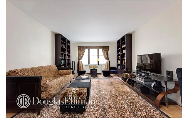 Sold by Douglas Elliman | media 17