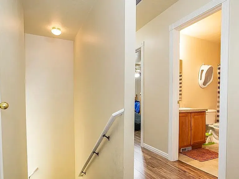 1337 N Gingham Ave — Photo 12
