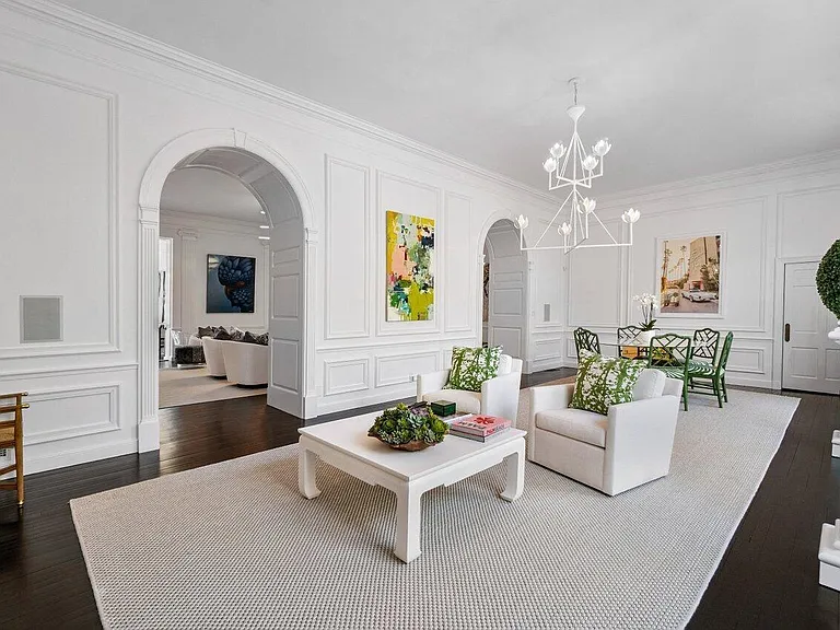 100 Regents Park Rd — Photo 9