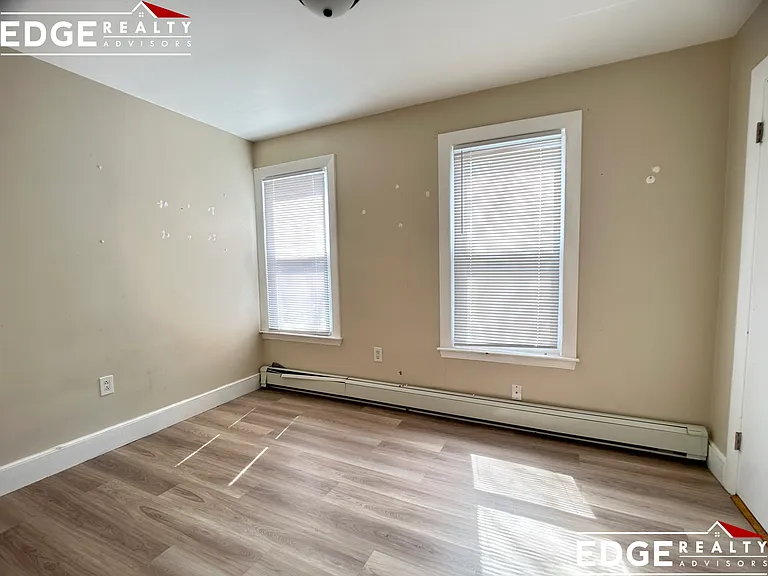 61 Clinton St #1 — Photo 6