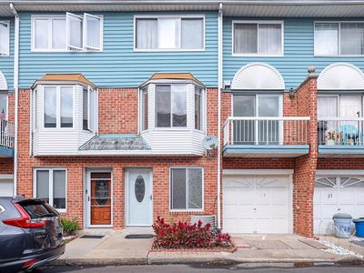 19 Teri Ct, Staten Island, NY, 10314