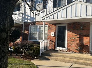 676 Front Street #F, Hempstead, NY 11550