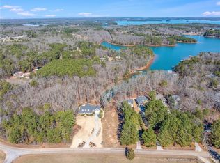 663 Powderbag Creek Rd, Hartwell, GA 30643