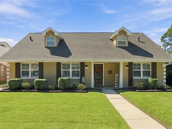168 Willow Dr, Gretna, LA 70053