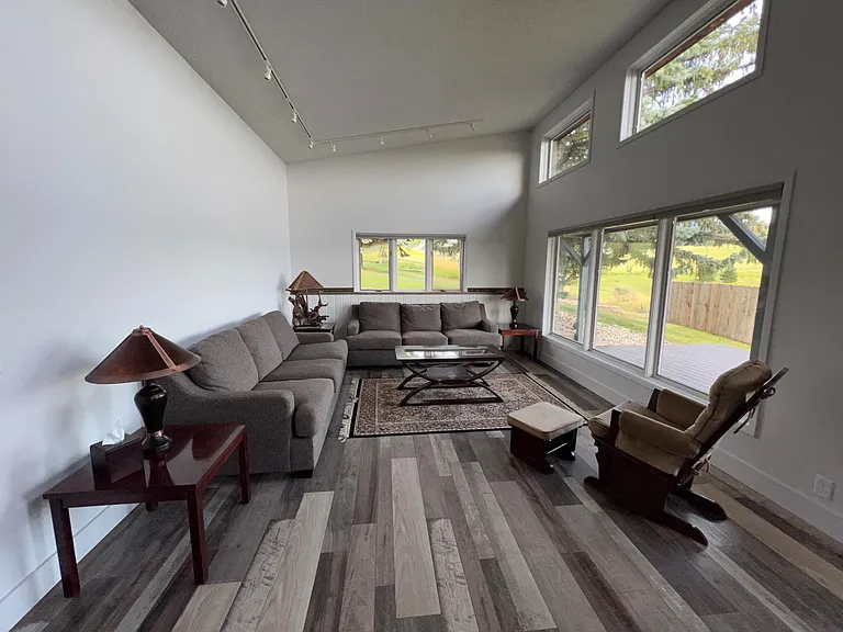 7155 Sypes Canyon Rd — Photo 44